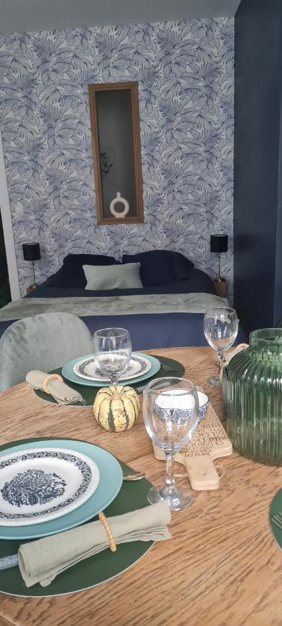 Studio 4 Personnes Aux Pieds Du Chateau De Blois Avec Experience De Dormir Sous Les Aurores Boreales Extérieur photo