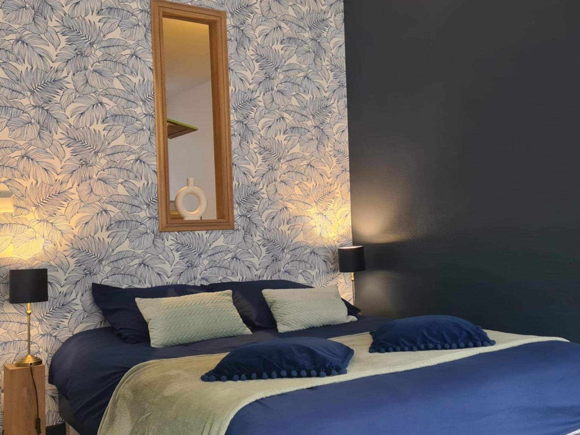 Studio 4 Personnes Aux Pieds Du Chateau De Blois Avec Experience De Dormir Sous Les Aurores Boreales Extérieur photo